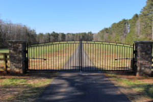Custom Estate Gate on a Rural Driveway | America Fence